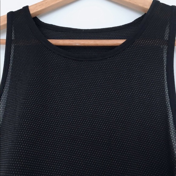 SOLD-Lululemon workout top - Picture 2 of 5